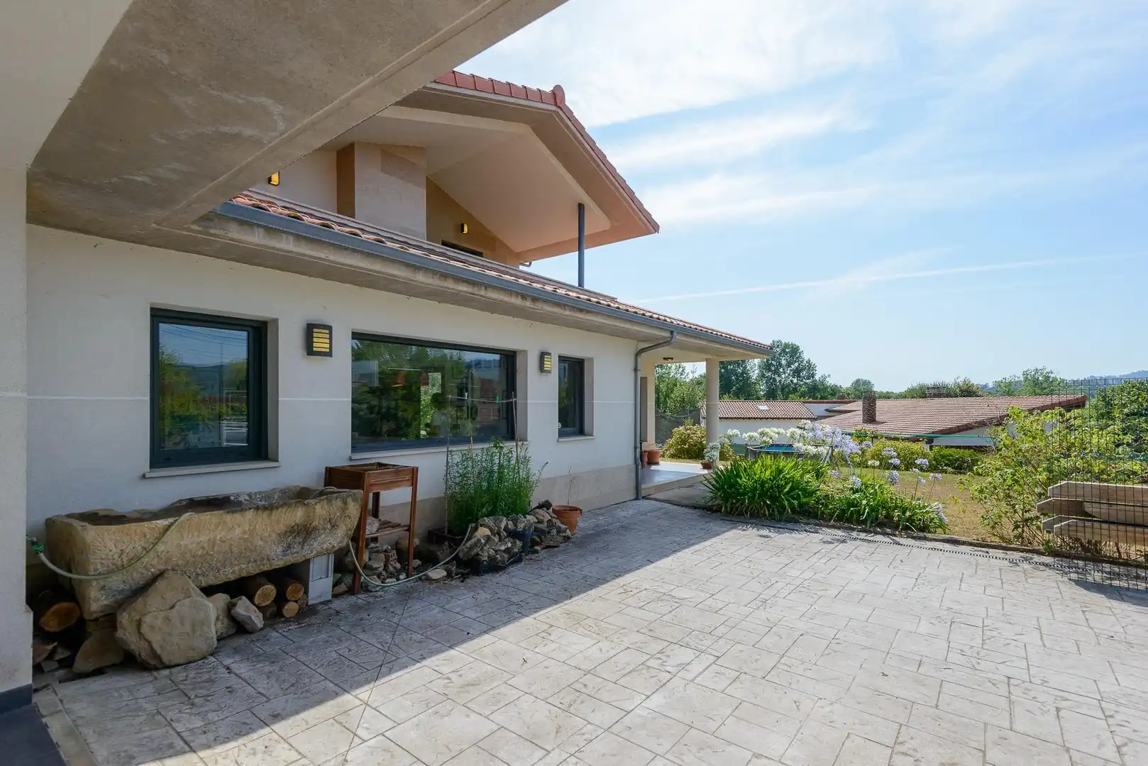 Vista exterior de Casa o chalet en venta en Llanera con Calefacción, Jardín privado y Terraza