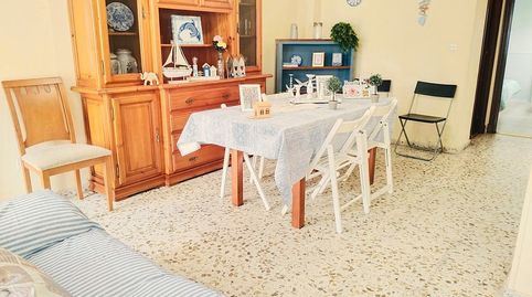 Foto 4 de Casa adosada en venda a Calle Tulipán, Centro, Chipiona