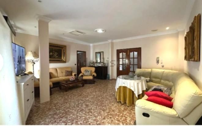 Living room of House or chalet for sale in Utrera  with Terrace and Storage room