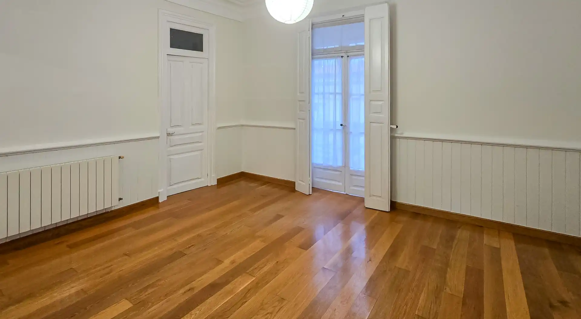 Piso en venta en Santander con Calefacción