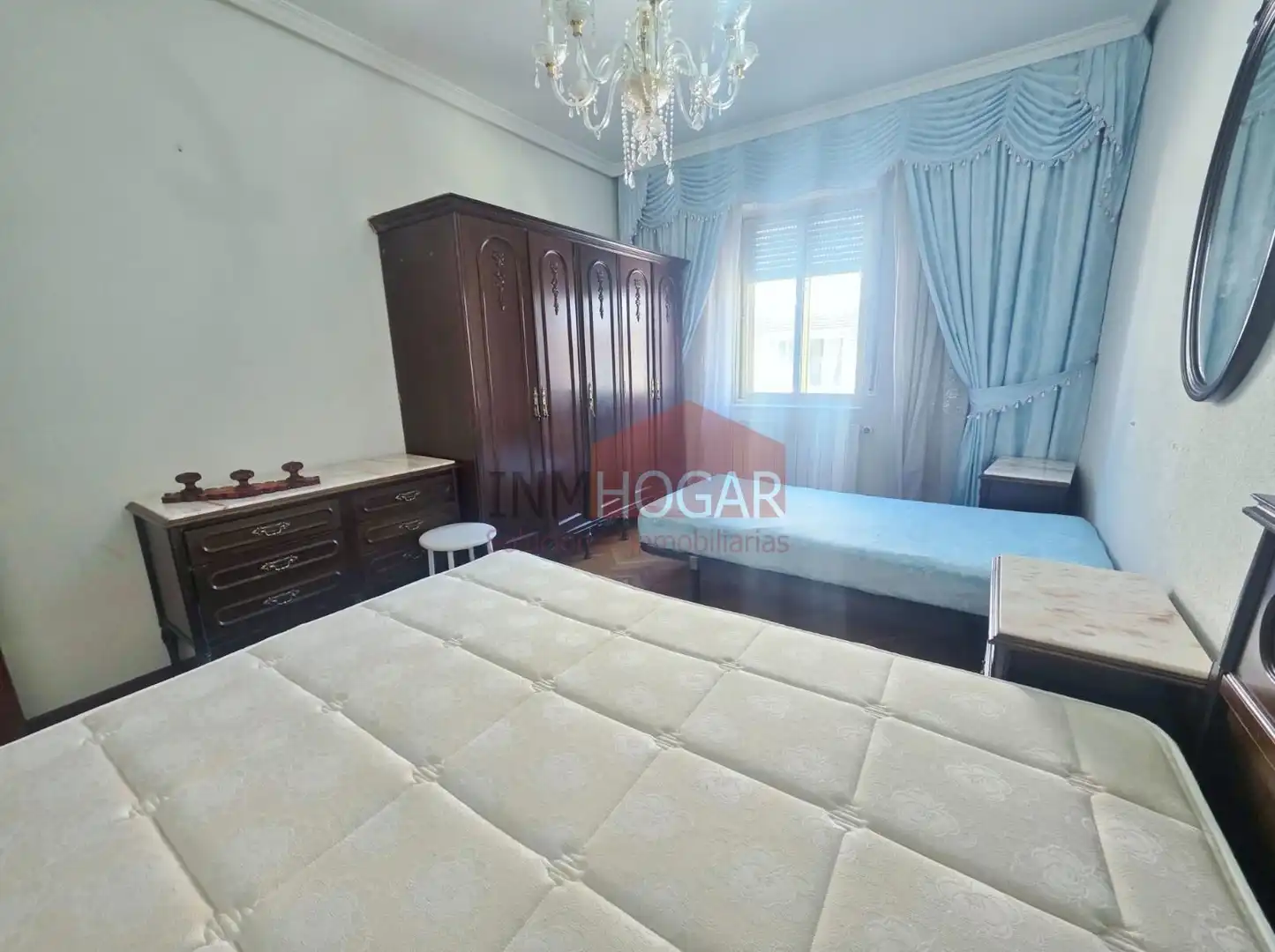 Bedroom of Flat for rent in Ávila  with Heating, Parquet flooring and Furnished