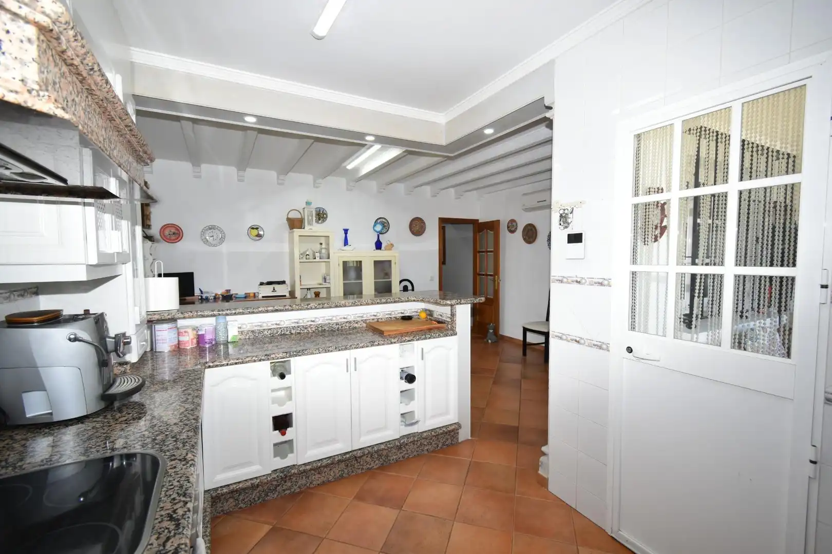 Kitchen of Houses for sale in Chiclana de la Frontera  with Air Conditioner, Heating and Private garden