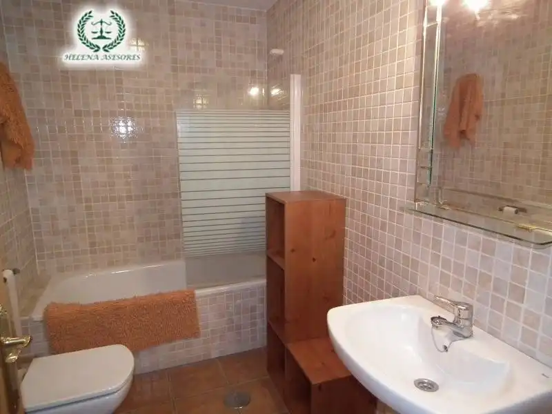 Baño de Piso en venta en Pedrezuela con Calefacción, Jardín privado y Terraza