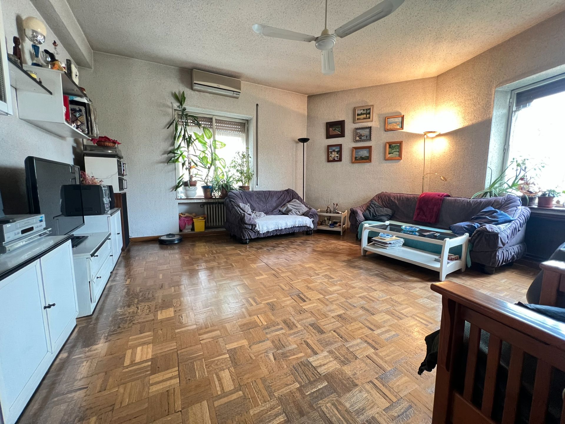 Sala de estar de Piso en venta en  Madrid Capital con Aire acondicionado, Calefacción y Parquet