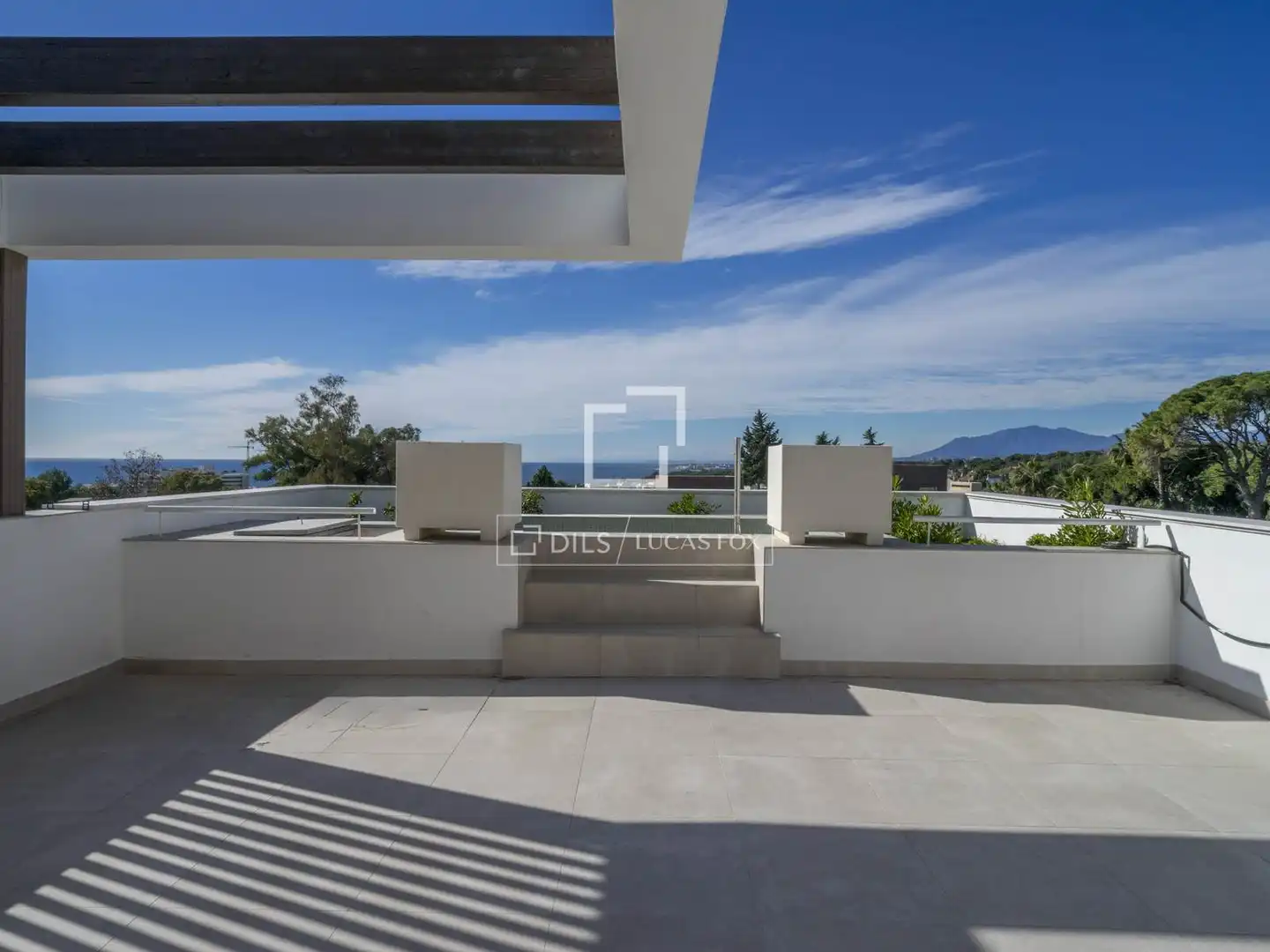 Terraza de Casa o chalet en venta en Marbella con Aire acondicionado, Calefacción y Jardín privado