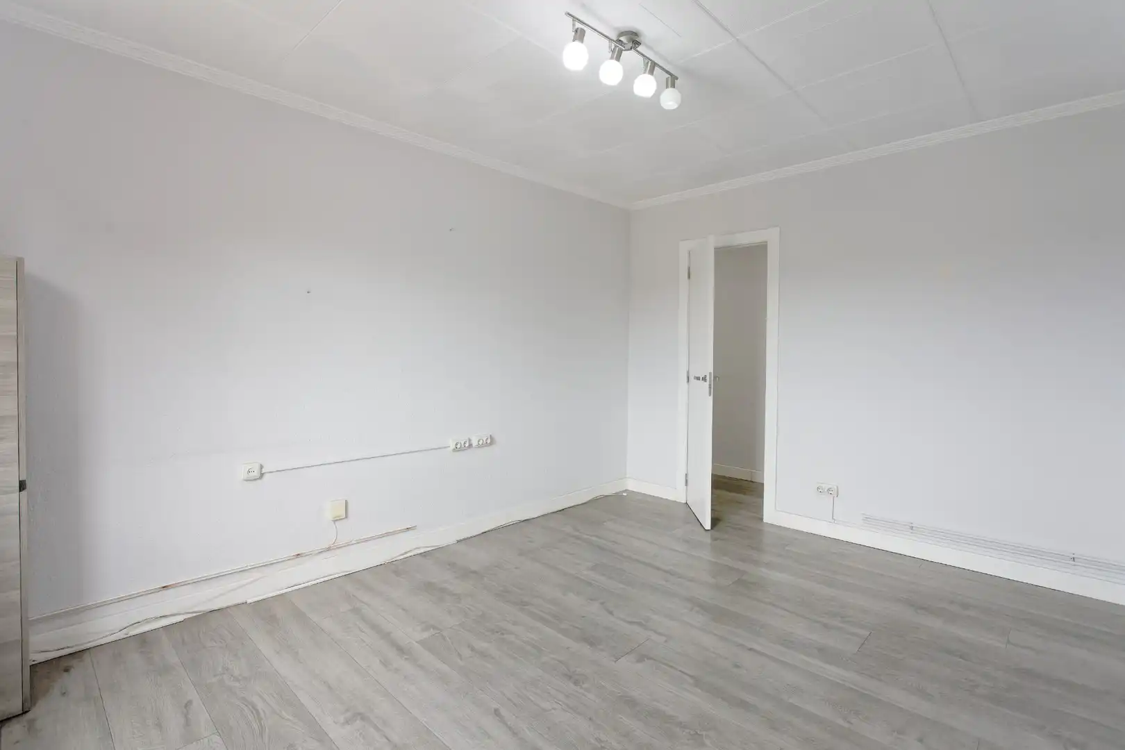 Piso en venta en Terrassa con Parquet, Terraza y Horno
