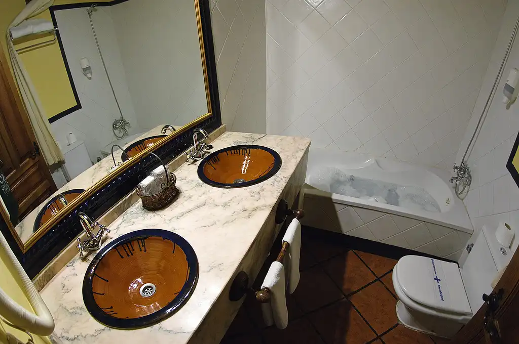 Hotel for sale in Galaroza, imagen 36