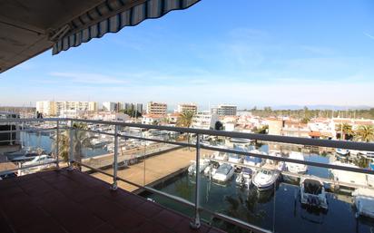 Terrassa de Pis en venda en Roses amb Calefacció, Terrassa i Piscina