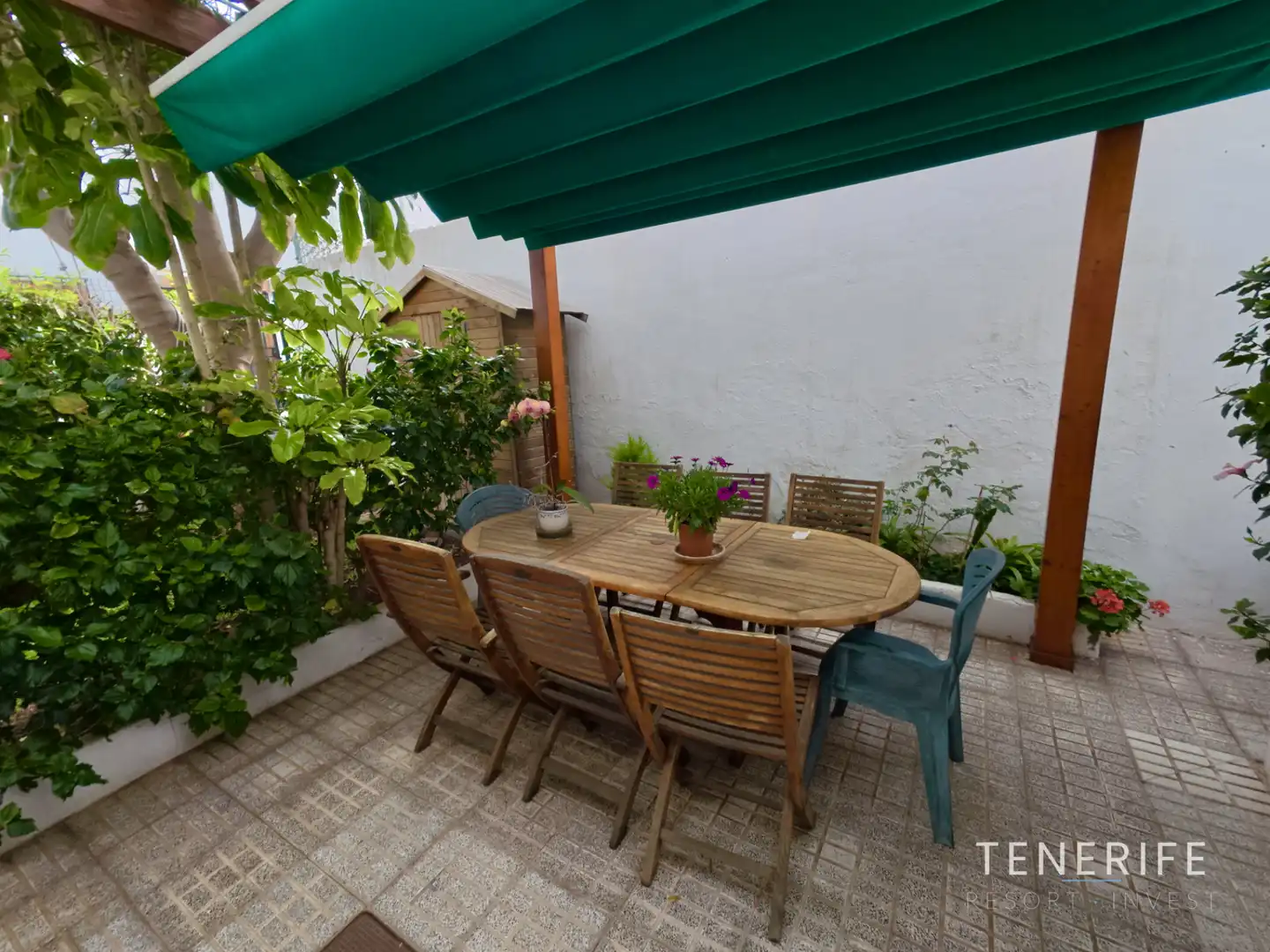 Terrasse von Einfamilien-Reihenhaus zum Verkauf in Adeje mit Klimaanlage, Privatgarten und Terrasse
