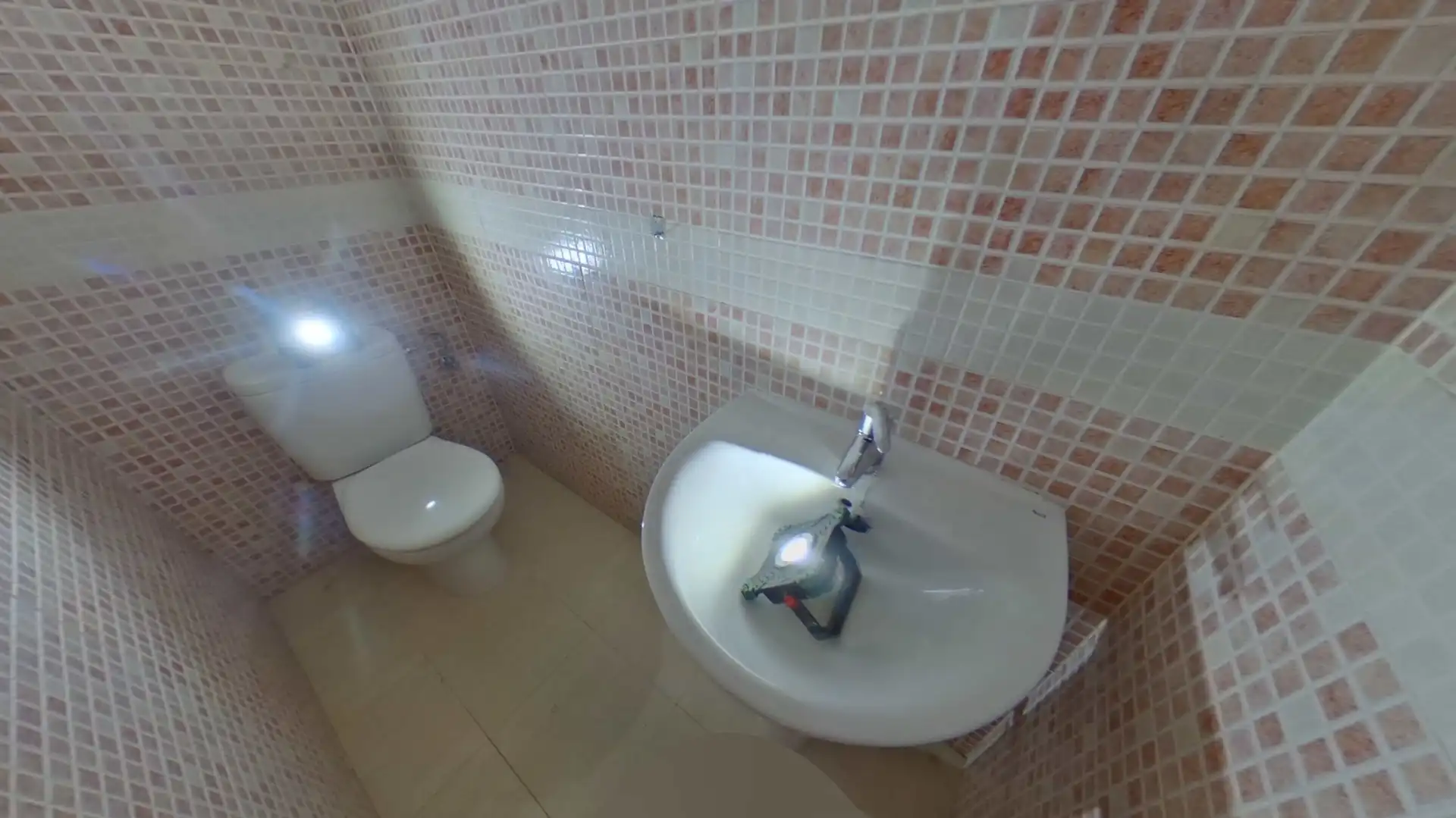 Baño de Dúplex en venta en Valdelaguna, Madrid