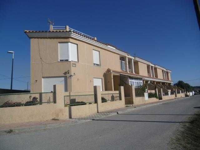 Single-family semi-detached for sale in C/ Cuatro Higueras , Burjulu - La Mulería