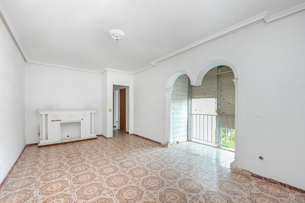 Flat for sale in  Sevilla Capital