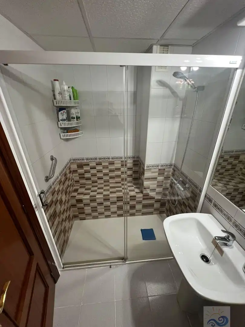 Badezimmer von Wohnungen zum Verkauf in El Puerto de Santa María mit Terrasse und Gemeinschaftspool