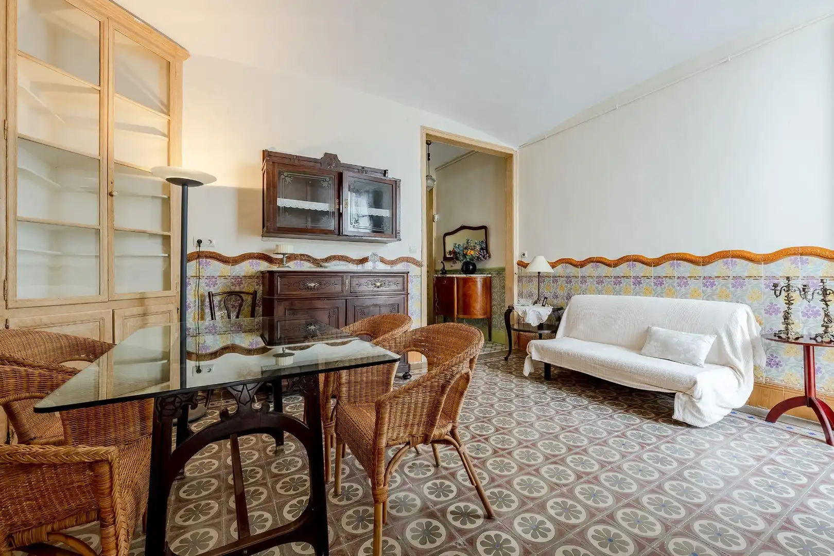 Sala d'estar de Casa o xalet en venda en El Masnou amb Terrassa, Traster i Balcó