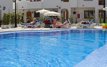 Piscina de Estudi en venda en Arona amb Aire condicionat, Terrassa i Piscina