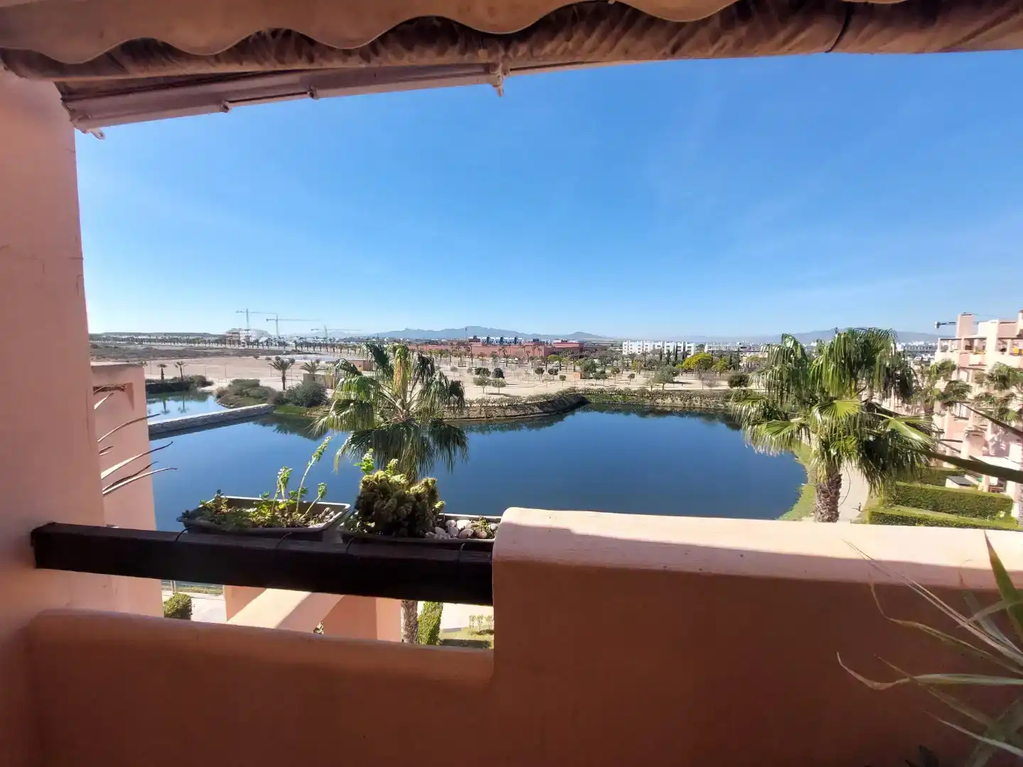 Vista exterior de Àtic en venda en Alhama de Murcia amb Aire condicionat