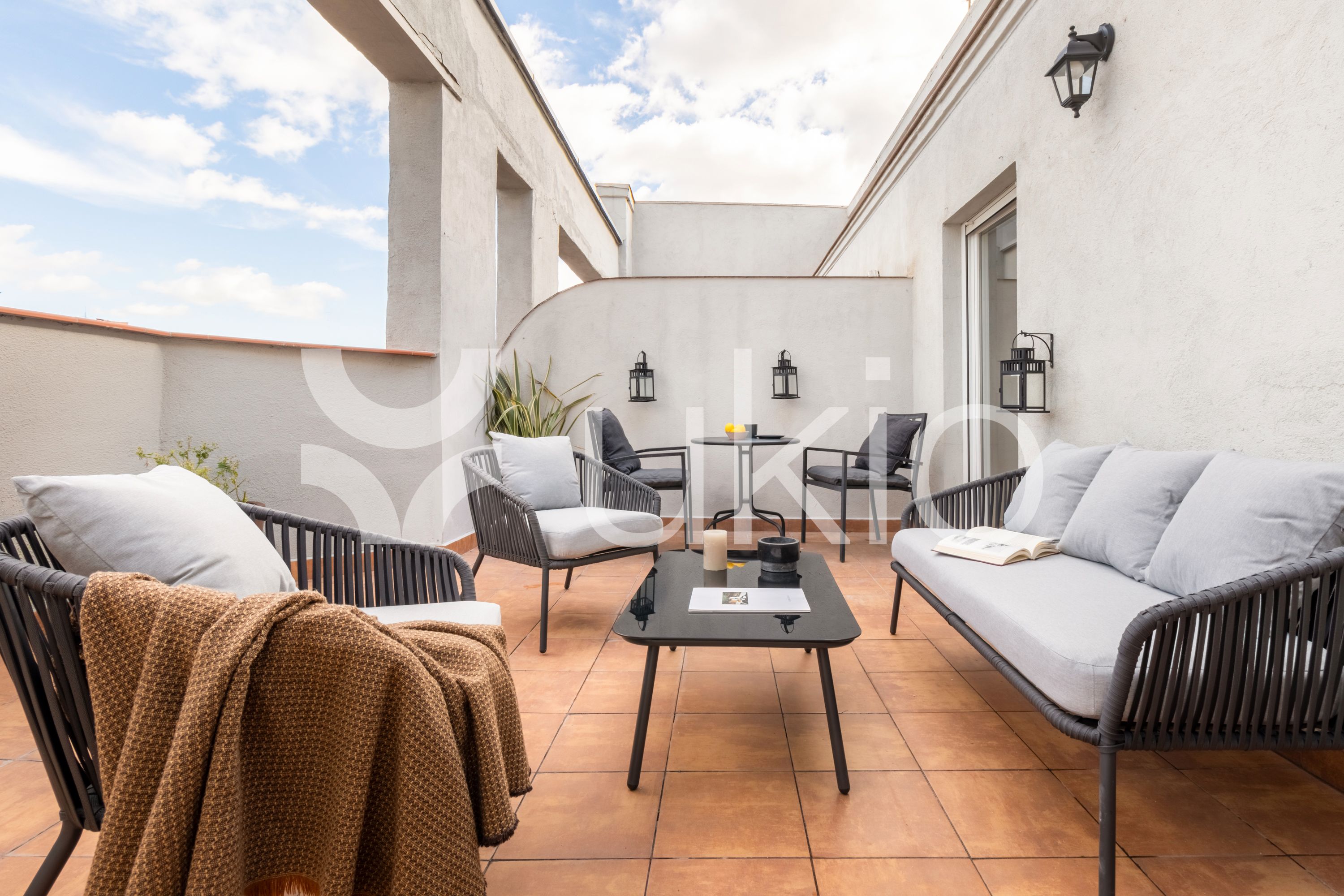 Terrassa de Apartament de lloguer en  Madrid Capital amb Aire condicionat, Calefacció i Terrassa