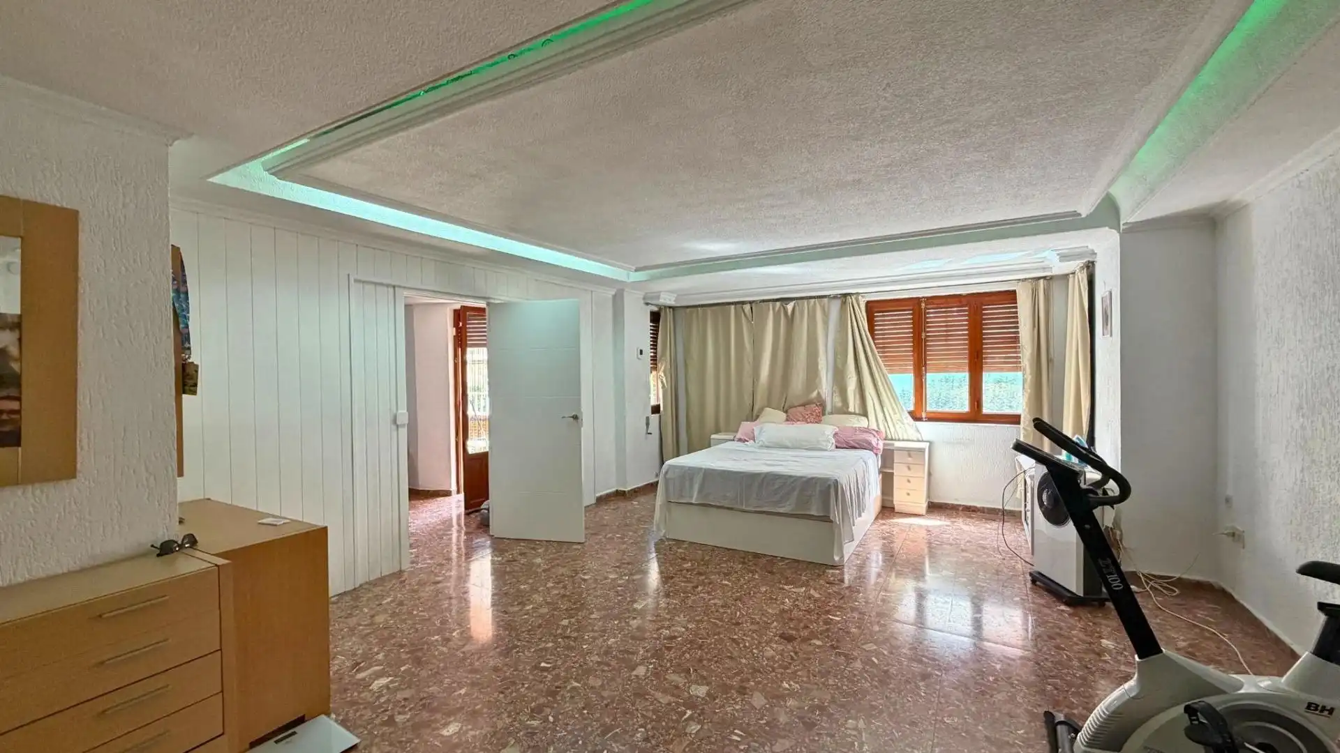 Habitación de Piso en venta en Yecla con Terraza y Balcón