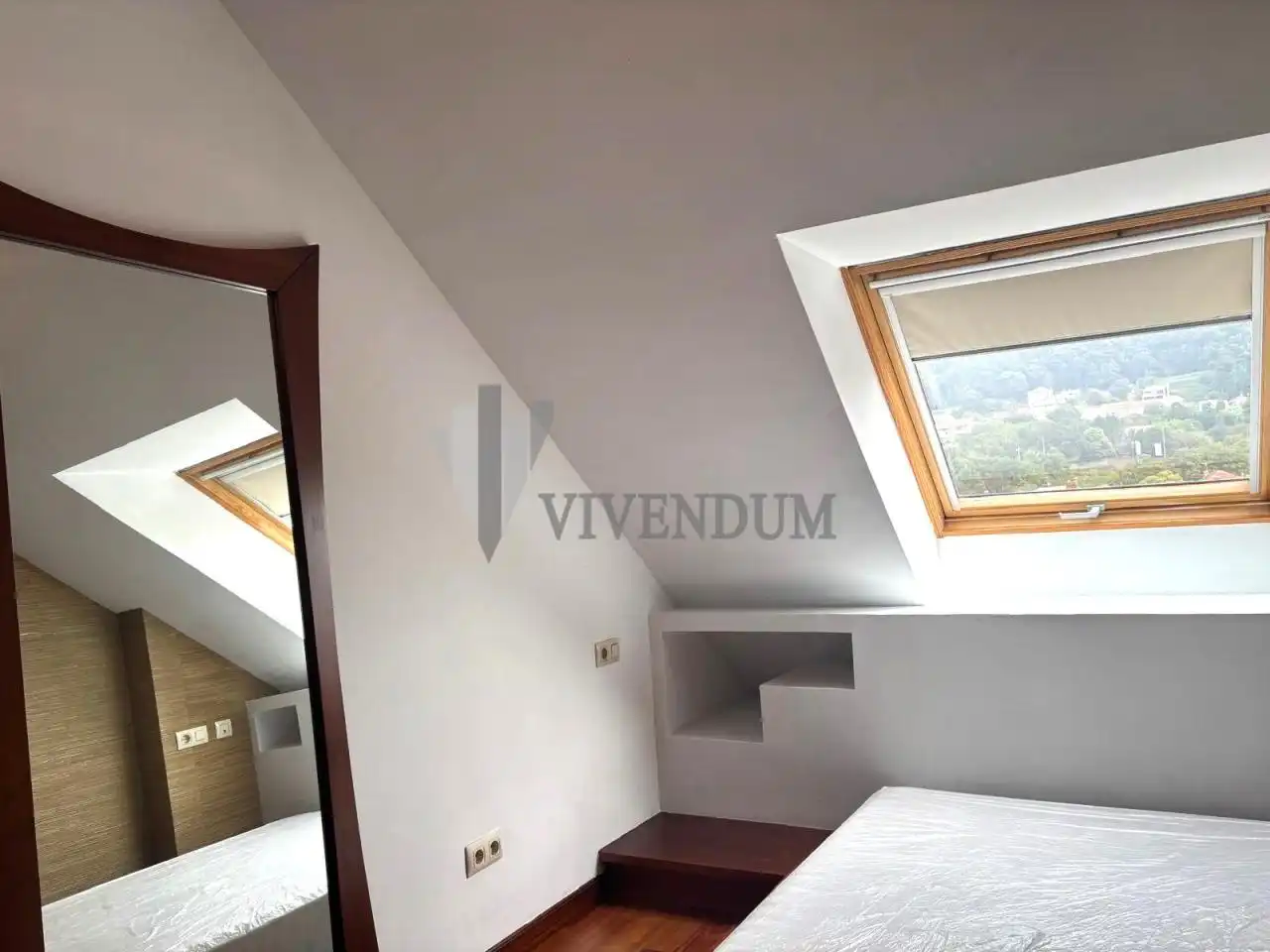 Attic for rent in Sardoma - Castrelos