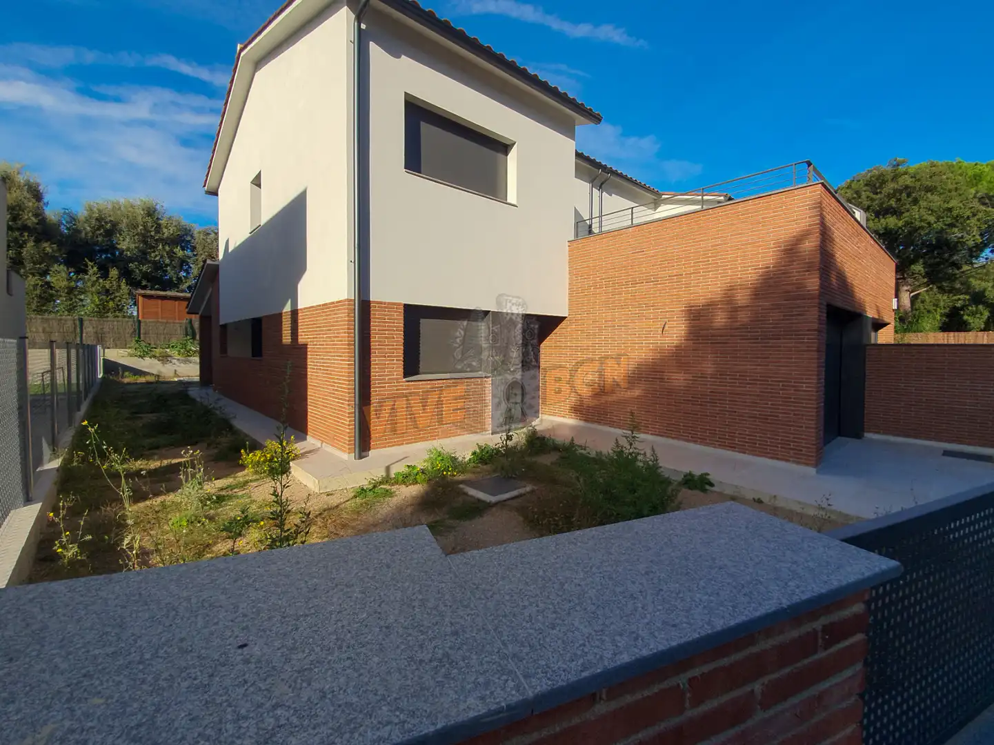 Vista exterior de Casa adosada en venta en Sant Esteve de Palautordera con Calefacción, Jardín privado y Terraza