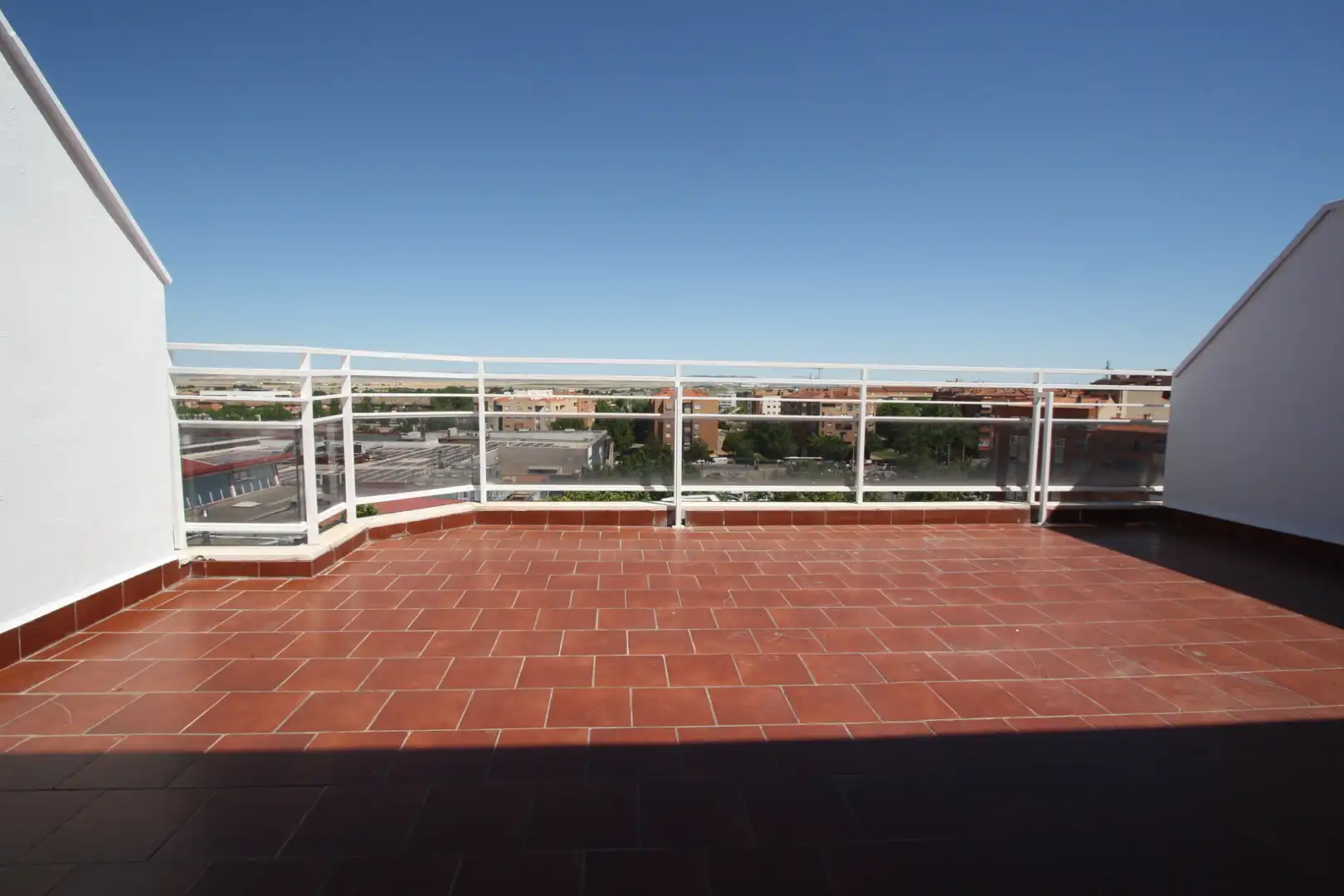 Terrassa de Àtic de lloguer en Albacete amb Aire condicionat, Calefacció i Terrassa