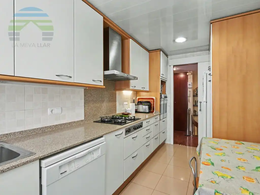 Kitchen of Flat for sale in Barcelona  with Balcony