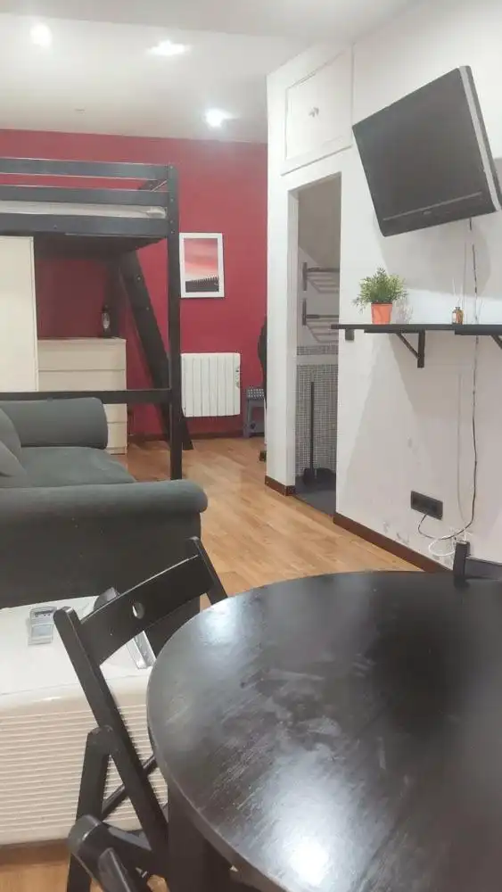 Sala de estar de Estudio en venta en Madrid con Calefacción y Amueblado