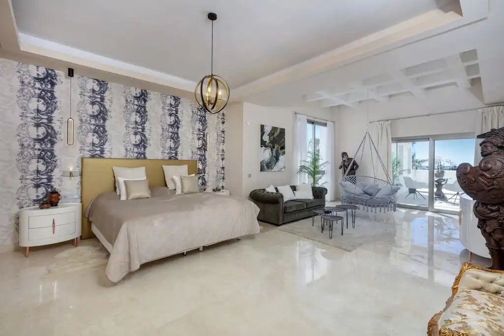 Detached house with pool for sale in Estepona Pueblo, imagen 5