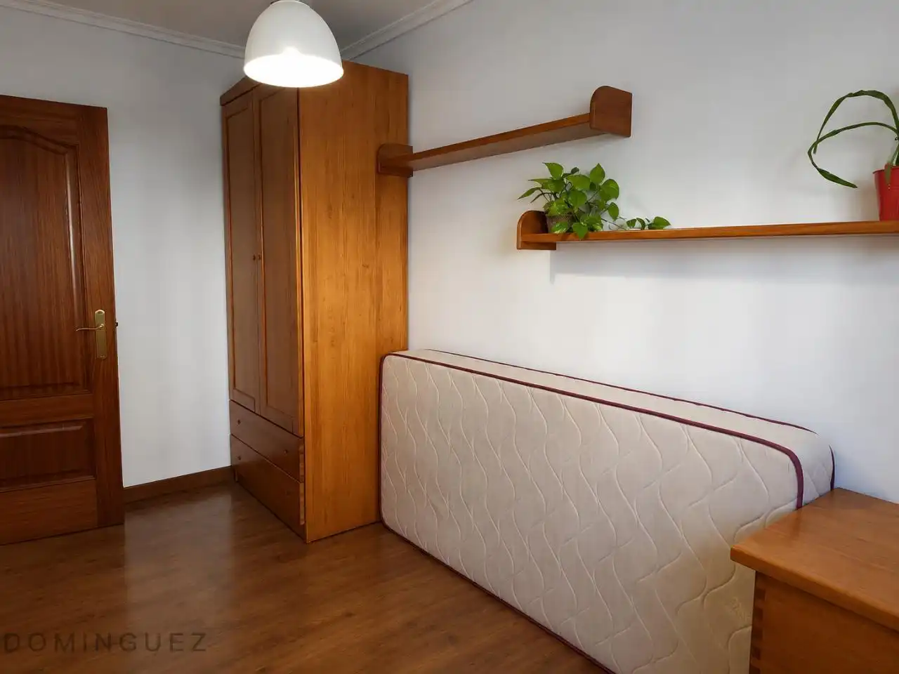 Bedroom of Flat for sale in Vigo   with Heating, Storage room and Furnished