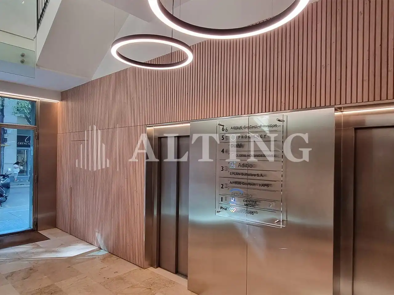 Office space with lift to rent in Entença, imagen 31