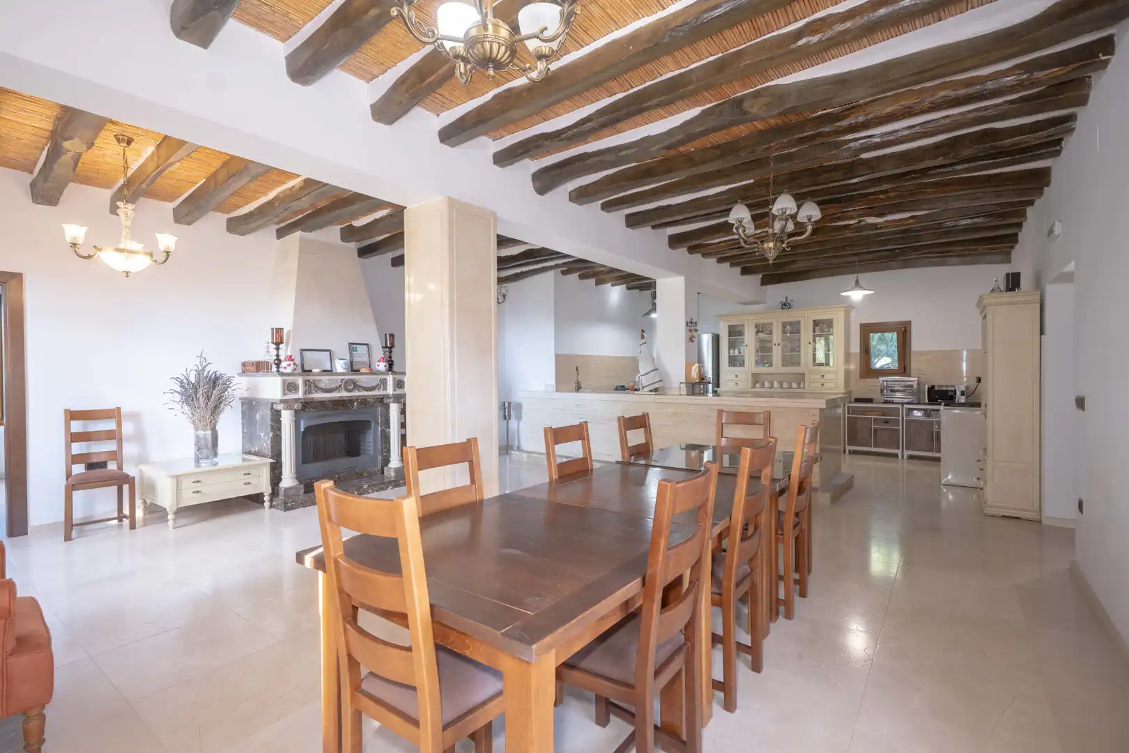 Esszimmer von Country house zum Verkauf in Válor mit Privatgarten, Terrasse und Abstellraum