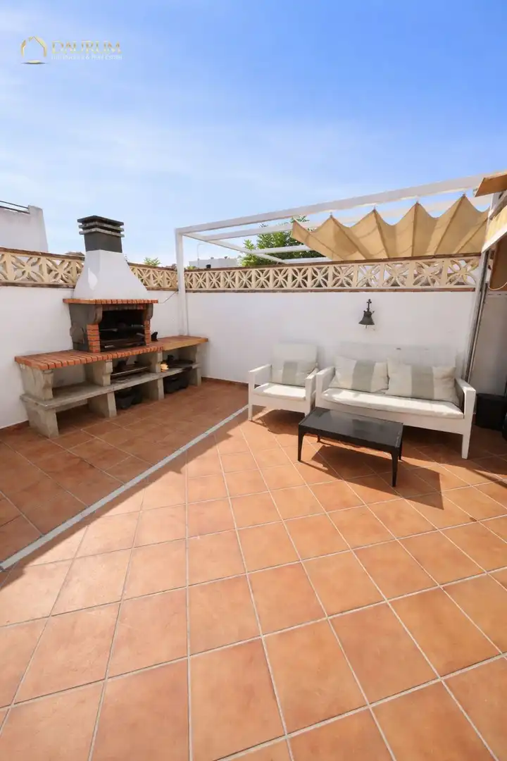 Terrassa de Casa adosada en venda en Marbella amb Aire condicionat, Calefacció i Terrassa