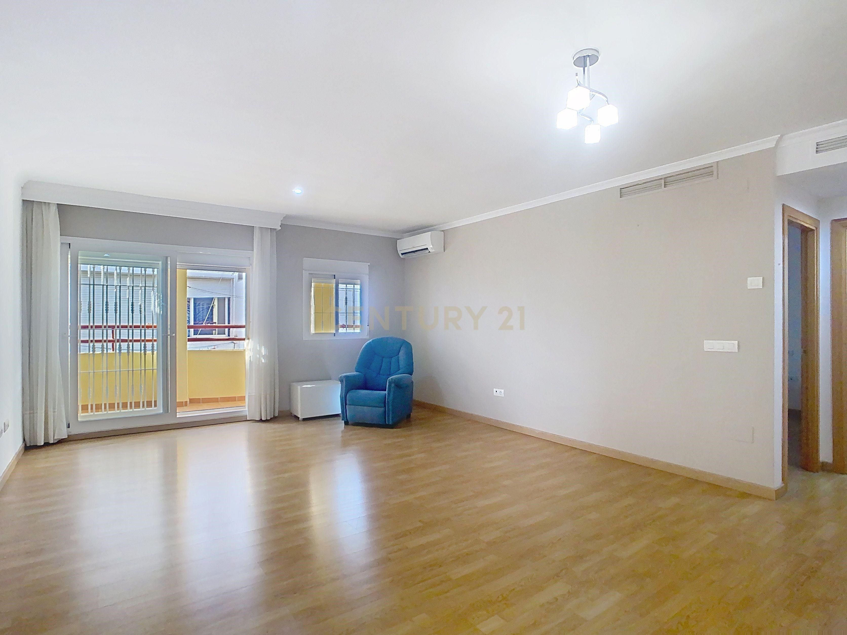 Sala d'estar de Pis en venda en Torremolinos amb Aire condicionat i Terrassa
