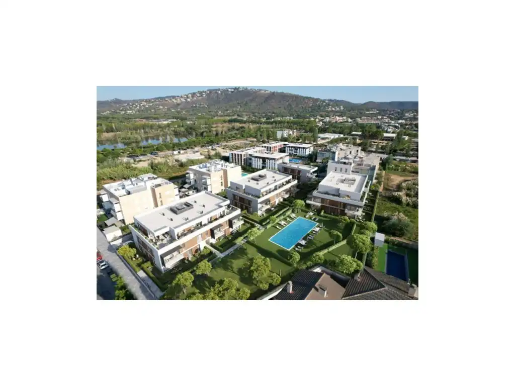 Apartamento con terraza en venta en Platja d'Aro, imagen 2