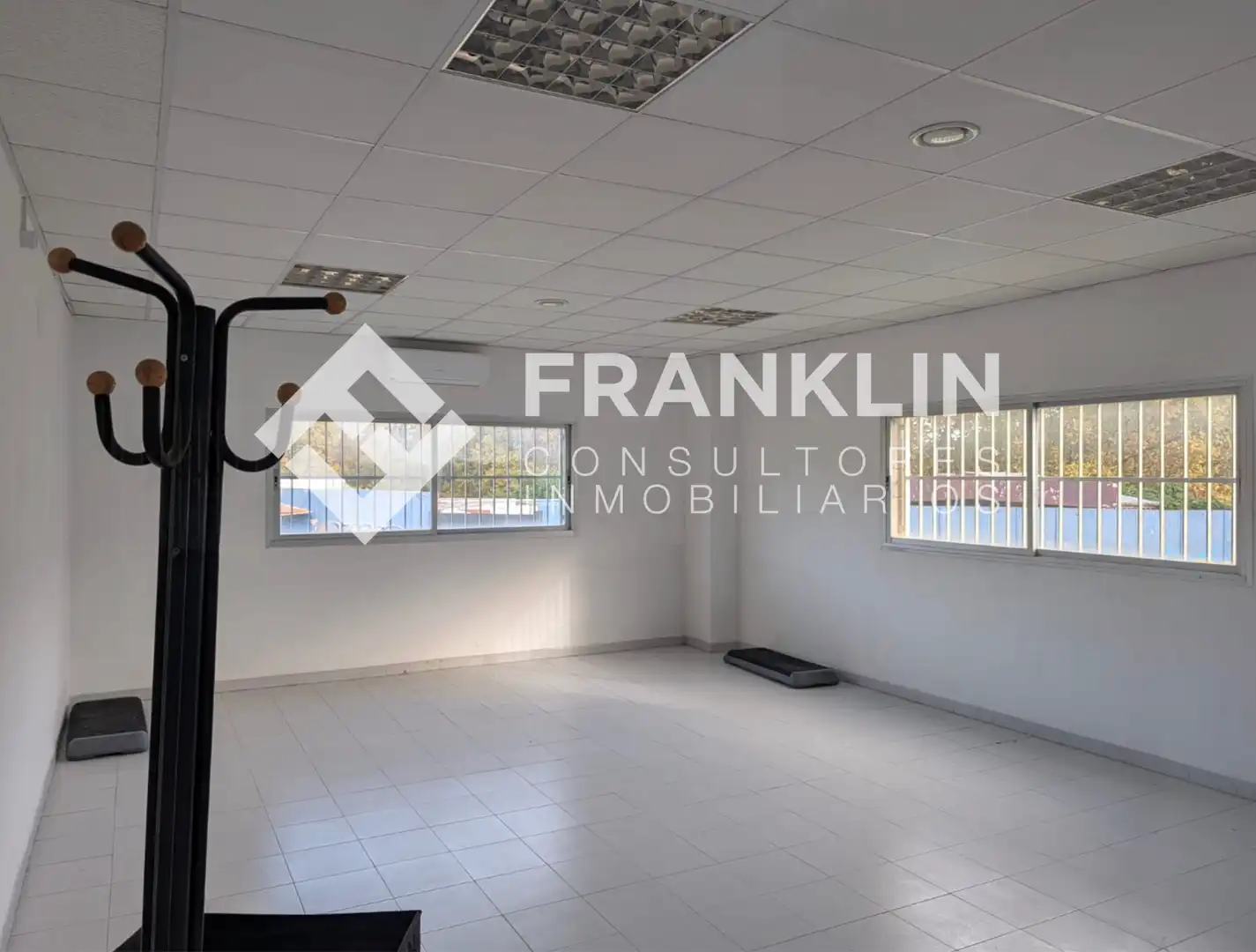 Fabrikhallen zur Miete in Sant Celoni