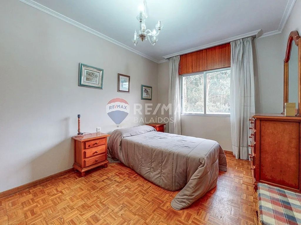 Habitación de Piso en venta en Pontevedra Capital  con Parquet, Terraza y Trastero