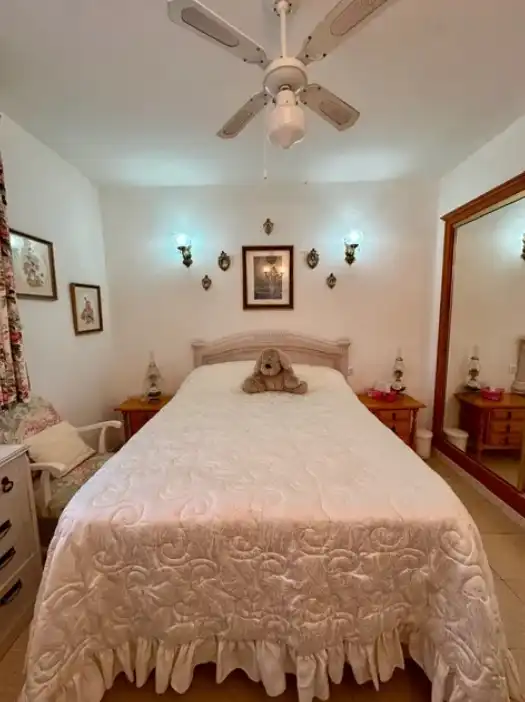 Bedroom of Flat for sale in Torremolinos  with Air Conditioner, Furnished and Community pool