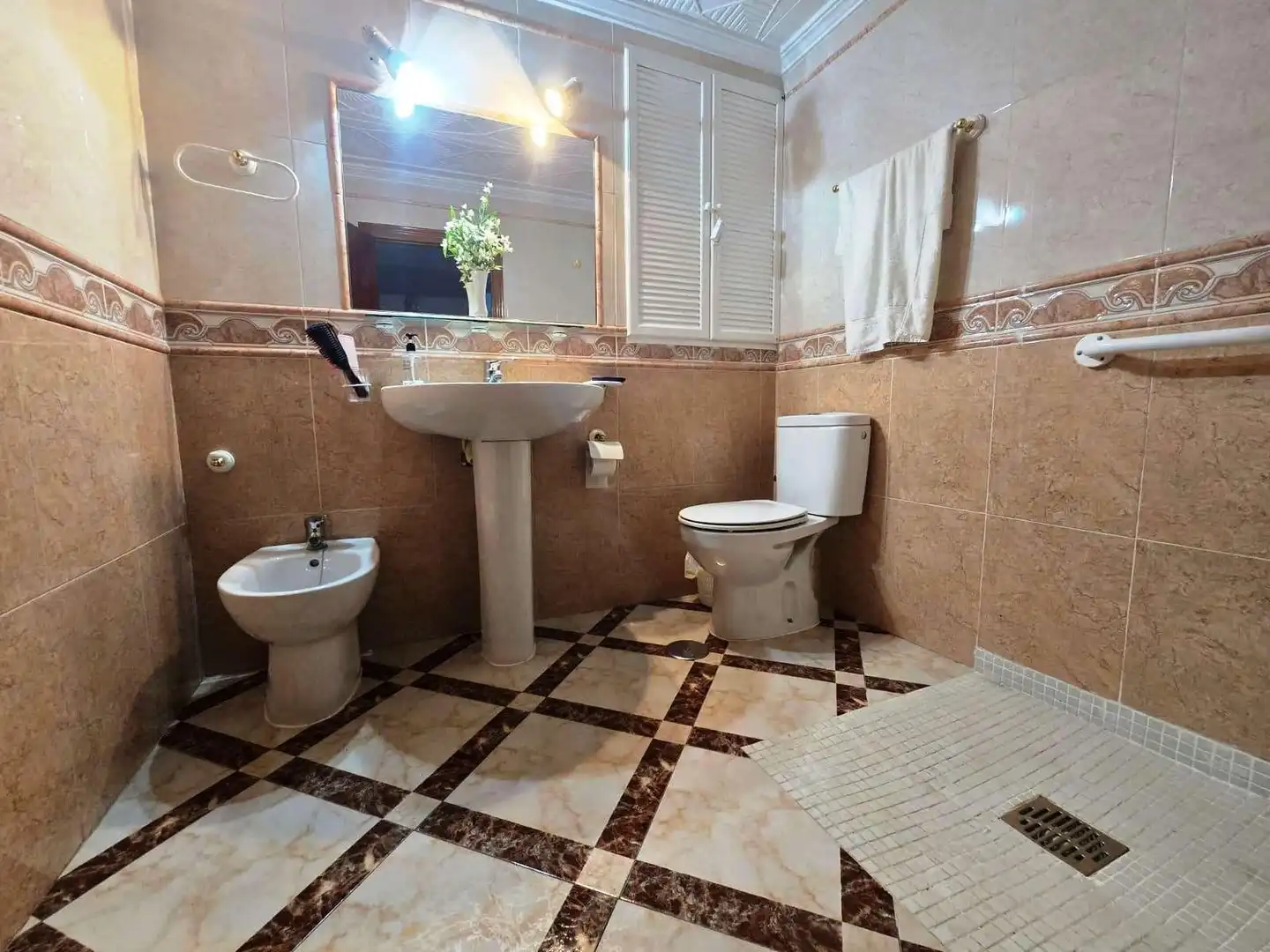 Baño de Casa o chalet en venta en Bormujos con Aire acondicionado y Terraza