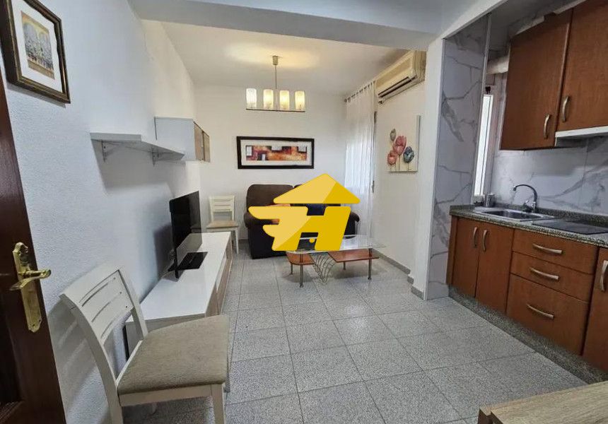 Flat to rent in Plaza de San Miguel, Zona Centro