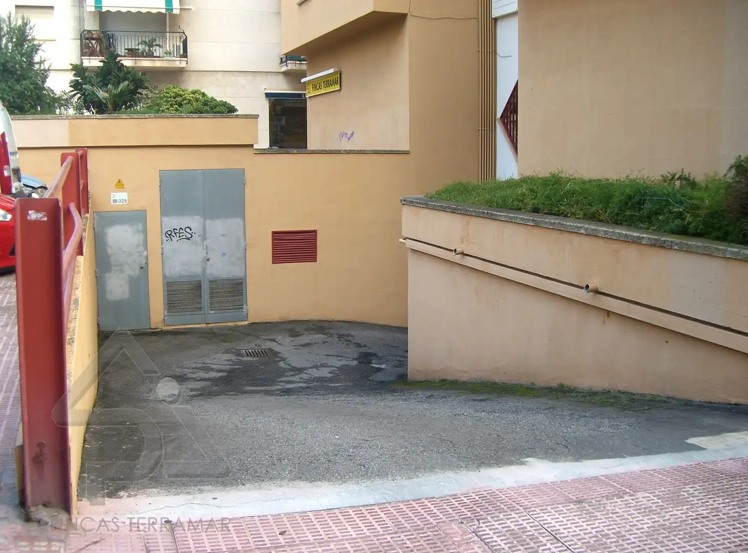 Parkplatz von Garage zum Verkauf in Sitges