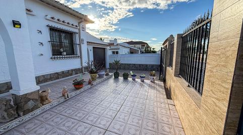Photo 3 of Single-family semi-detached for sale in  Salvador Dali, Zona Carrefour - Urbanizaciones, Alicante