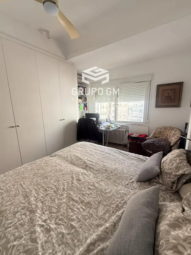 Bedroom of Flat for sale in Madrid  with Air Conditioner and Heating