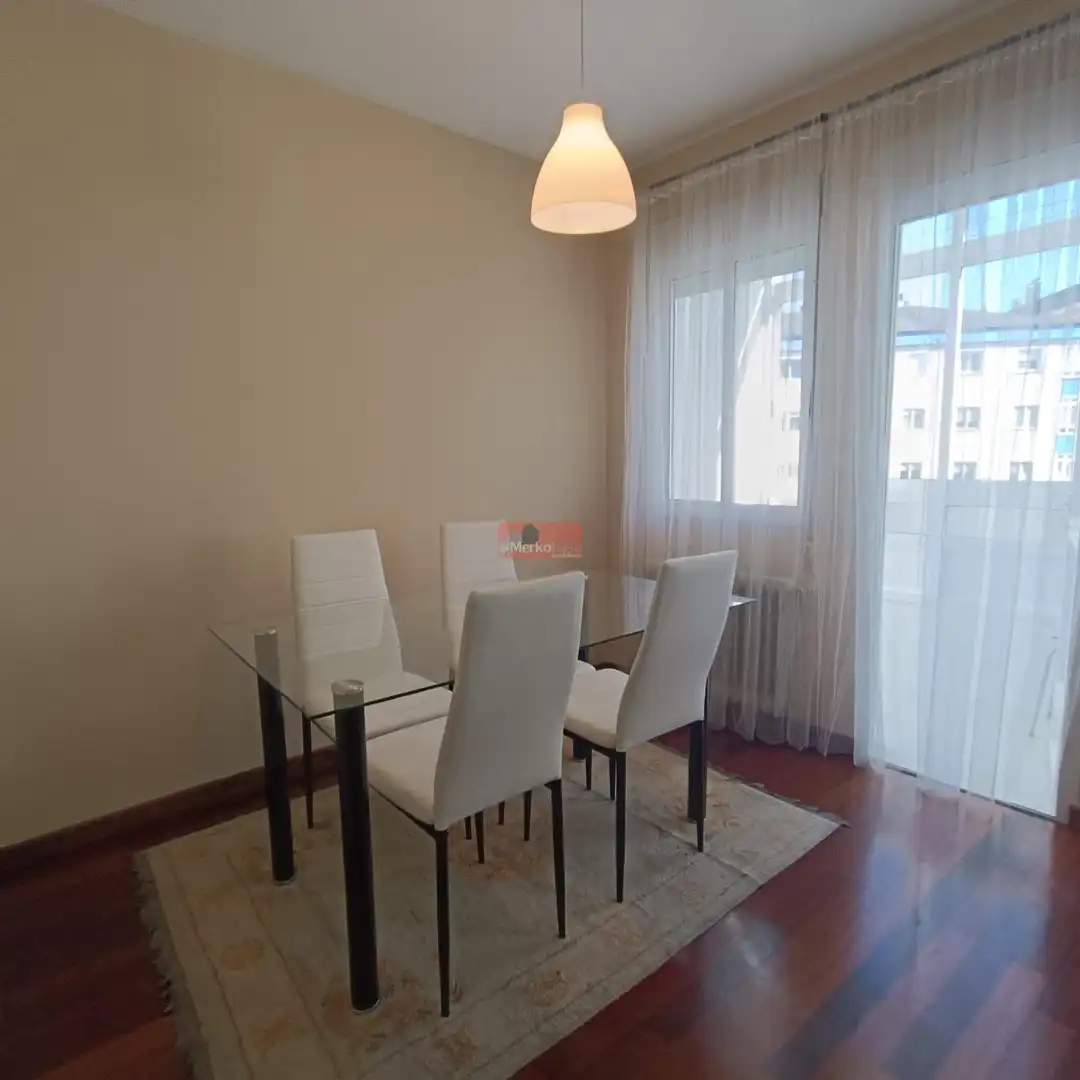 Flat for rent in Residencia - Abella