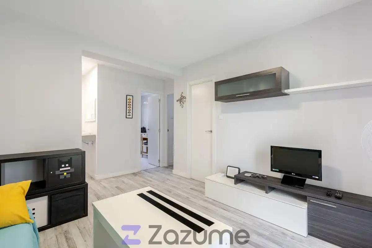 Living room of Flat for rent in Madrid  with Air Conditioner, Heating and Terrace