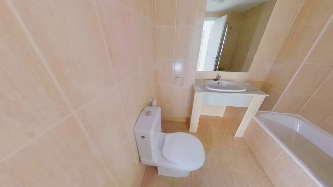 Piso en venta en Av España de Calahonda , Calahonda
