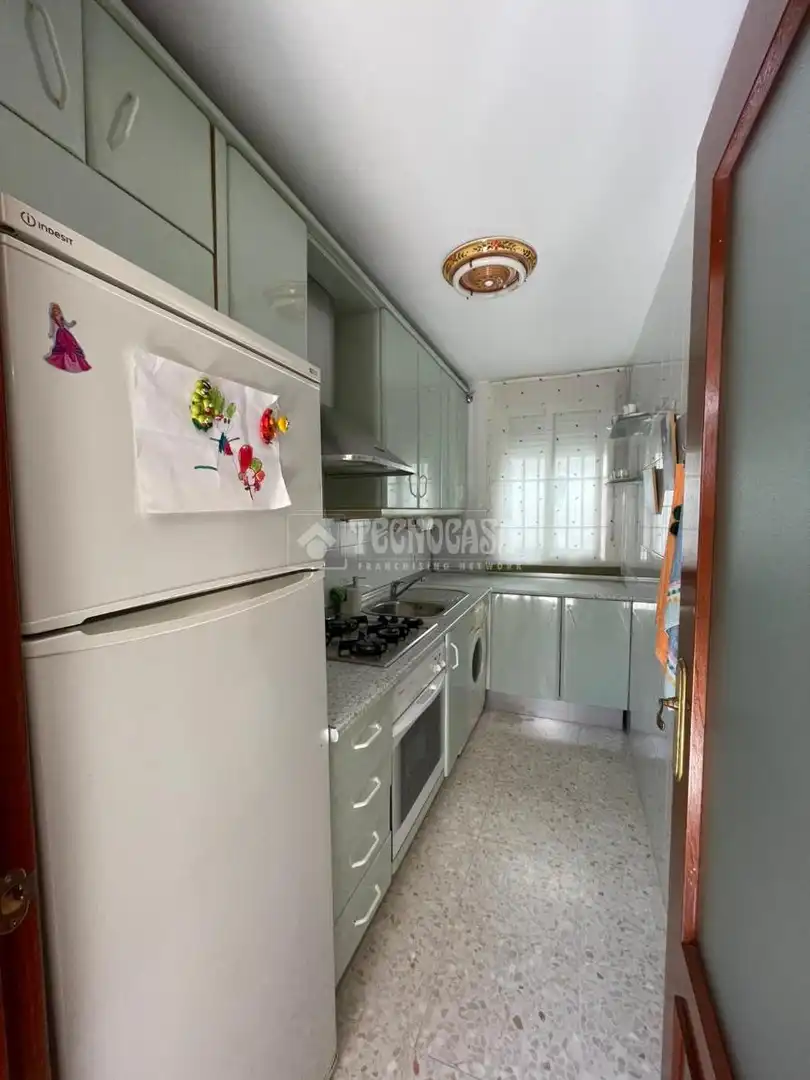 Kitchen of Flat for sale in Arcos de la Frontera  with Air Conditioner and Furnished