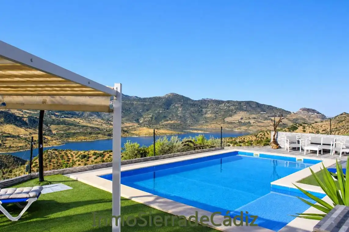Casa rustica con piscina in vendita a La Calva