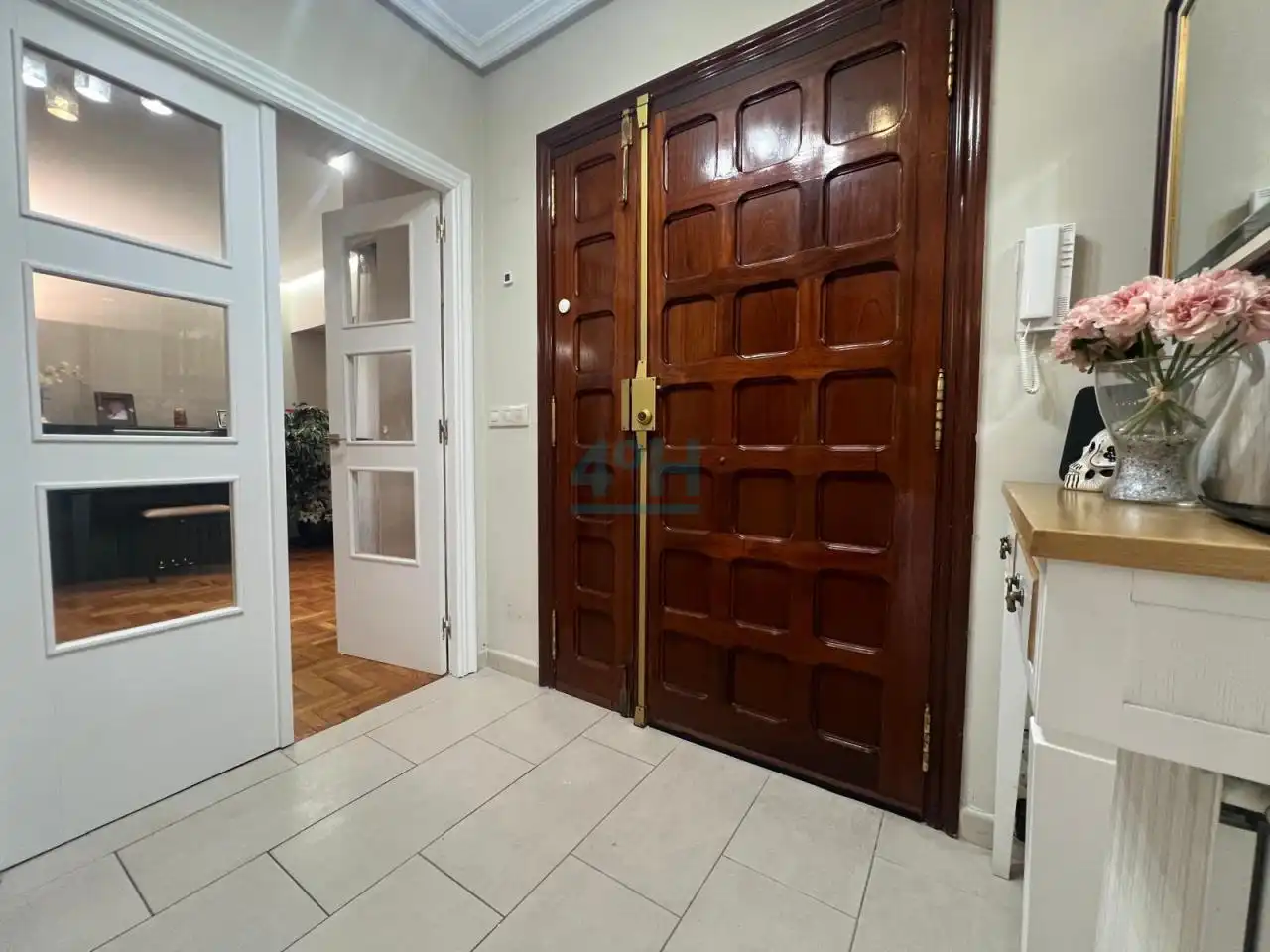 Casa adosada en venta en Ourense Capital  con Calefacción, Jardín privado y Parquet