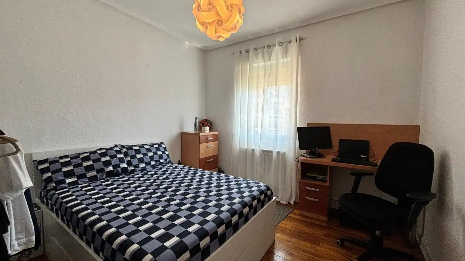 Habitación de Piso en venta en Laudio / Llodio con Calefacción