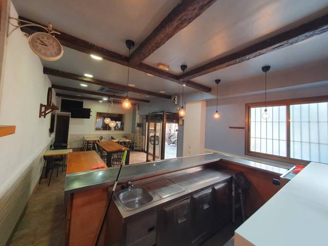 Local comercial en Venta en Carrer de Galileu, 194 en Ca n'Aurell